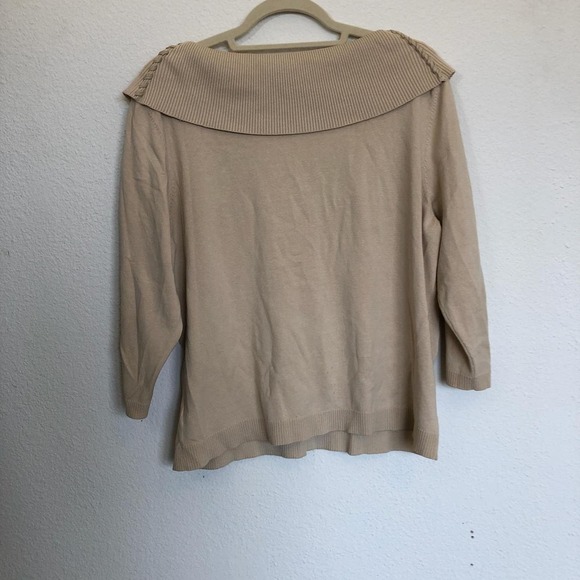 Women’s Cream Sweater w/ Leather Detail | Size Large - Picture 2 of 5